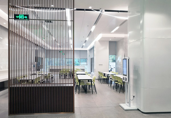 如何降低人力成本，可以使用自助點餐模式